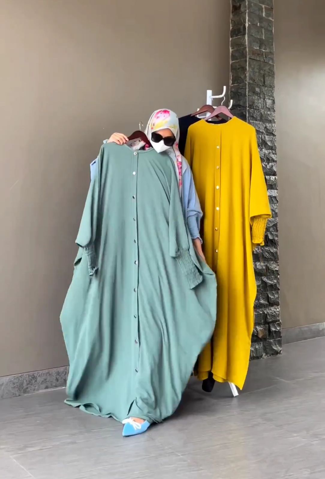 Muslimaati ™️ - Baggy Puff Sleeve Abaya
